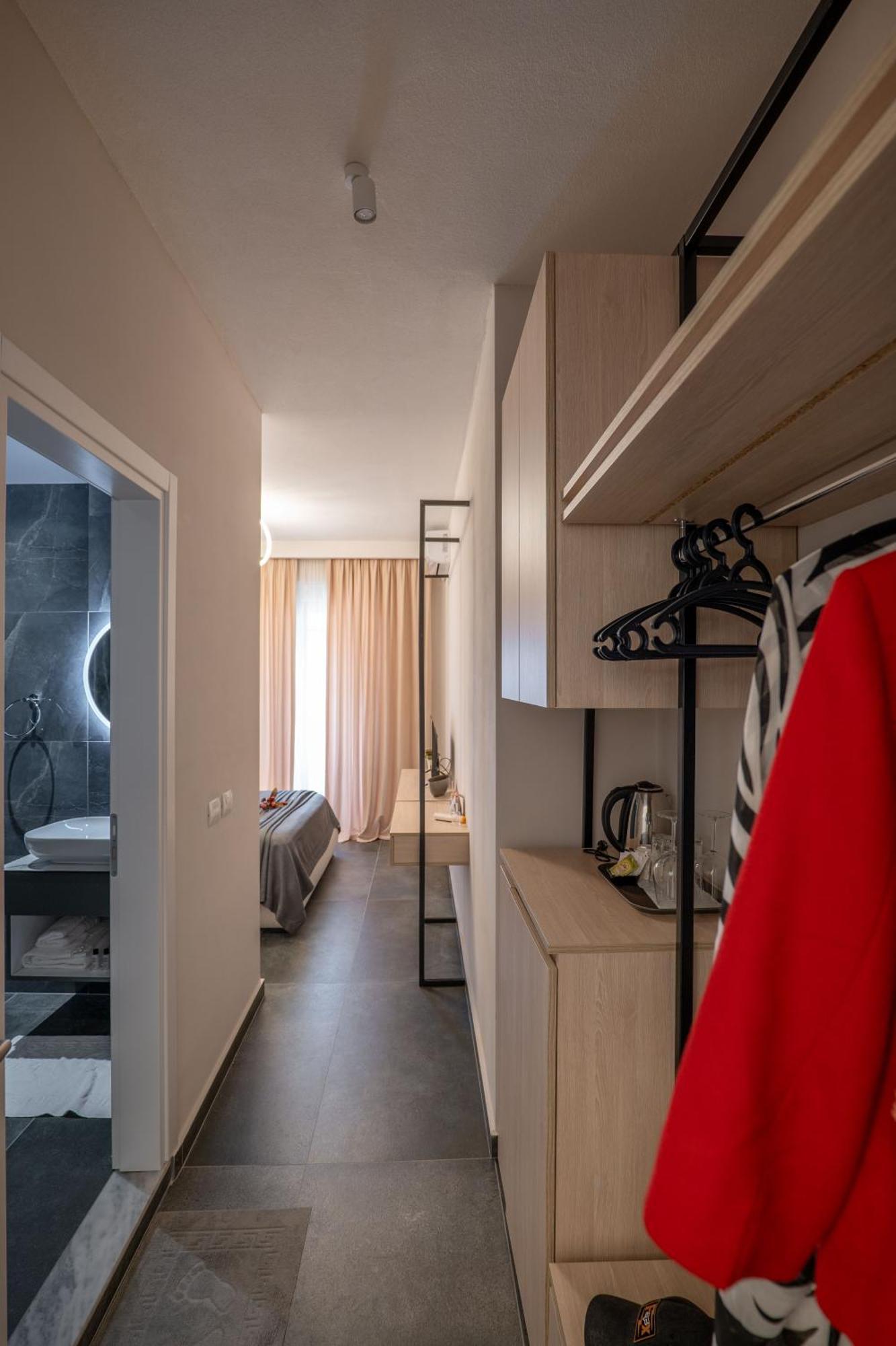 Villa Green Garden Sarandë エクステリア 写真